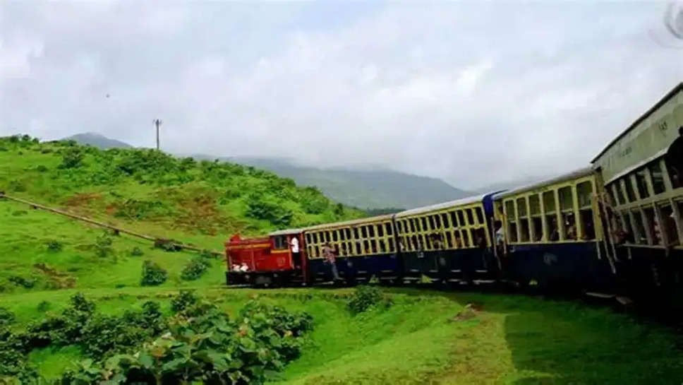 Travelling India by Train: 11 Tips for a Memorable Journey