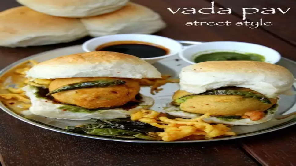 Top 10 Best Places To Eat Vada Pav In Mumbai