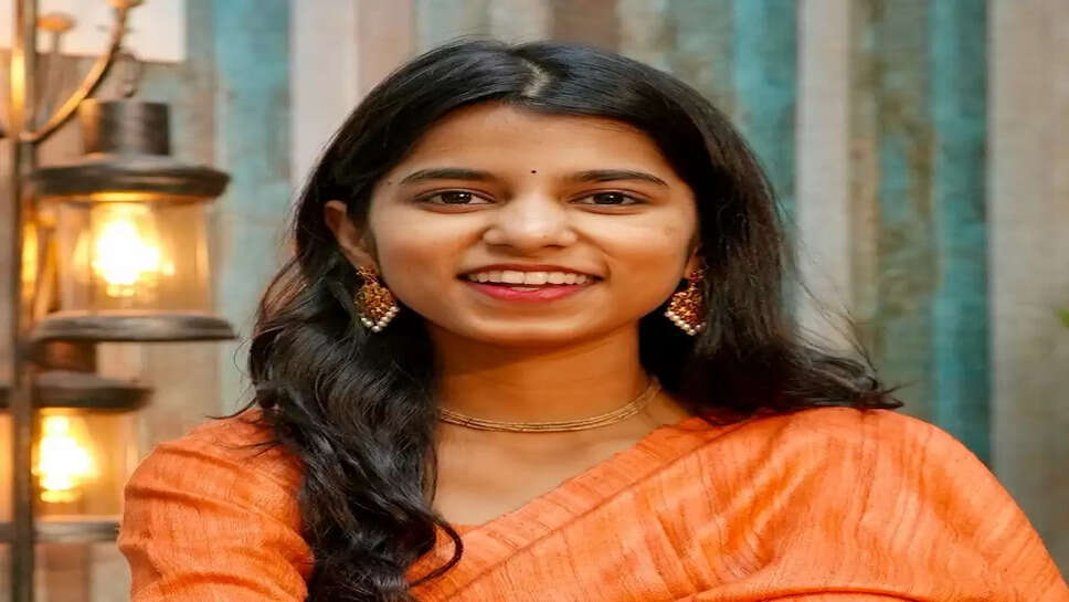 Maithili Thakur Net Worth, Income, Family, Height, Age, Wife, Bio In 2023