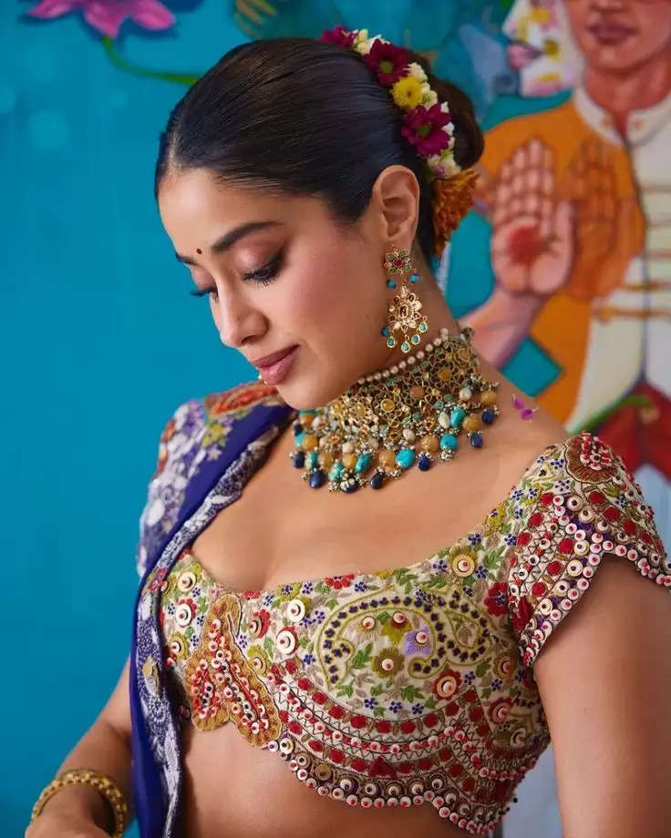 Top 10 Janhvi Kapoor Photos Till 2024