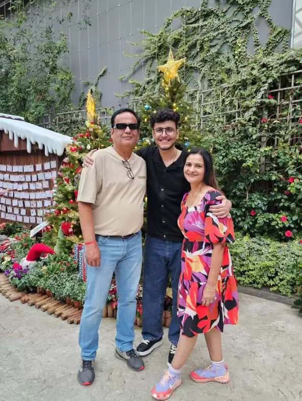 Nischay with His Parents