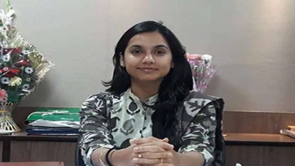 IAS Sakshi Sawhney UPSC Rank, Age, Biography