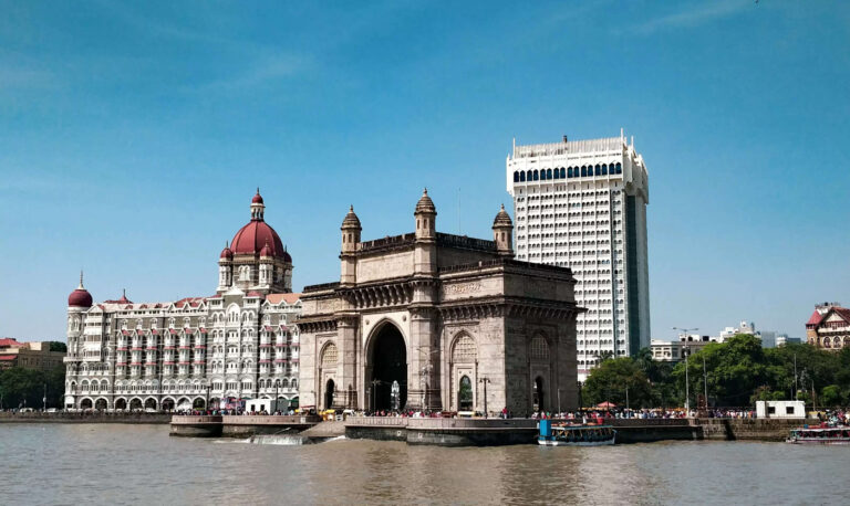 Best Mumbai travel tips by Mumbai travel bloggers