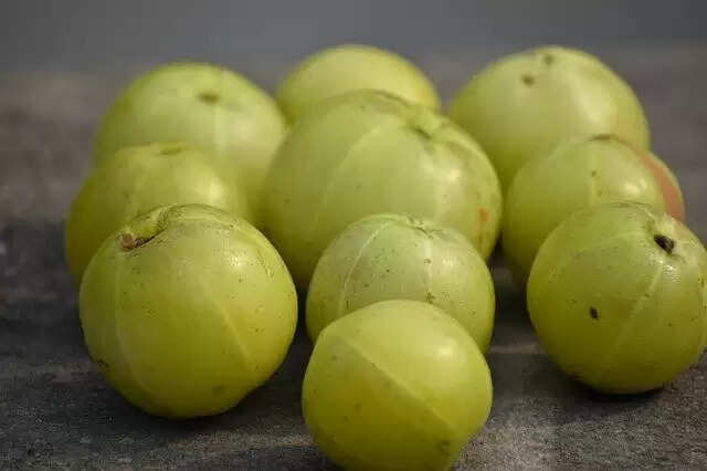 Benefits Of Eating Amla Pickle