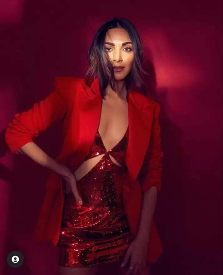 " Luxurious Cars owned by Kiara Advani "