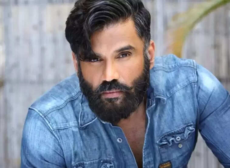 Sunil Shetty’s Father Used To Work As A Cleaner!