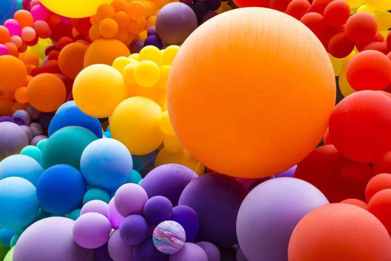 Lucky Colors For Each Day Of The Week As Per Astrology