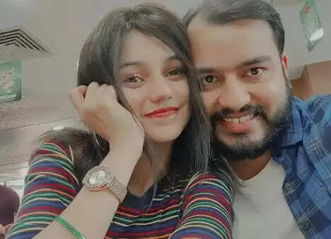 Alakh Pandey's Wife - Shivani Dubey's Bio, Age & Other Details