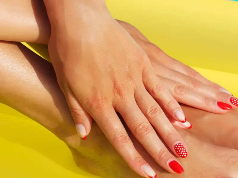 Top 10 Home Remedies To Remove Sun Tan From Hands