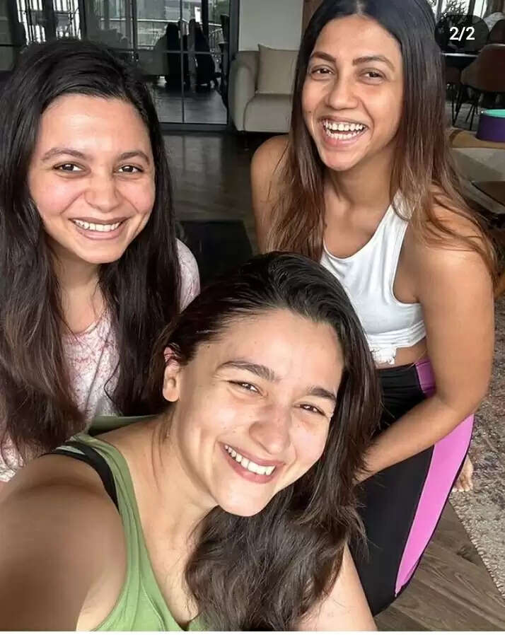 Alia Bhatt Feels Powerful After Acing 108 Surya Namaskar For The First Time;Poses With Shaheen Bhatt