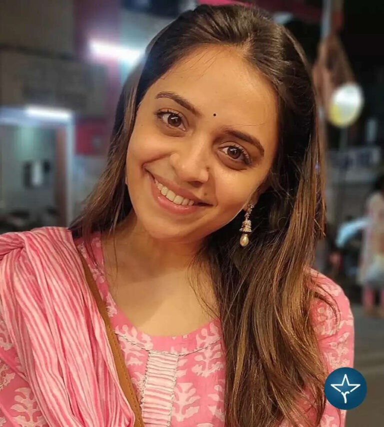 Kunjika Kalwint Height, Net Worth, Biography, Pics in 2023