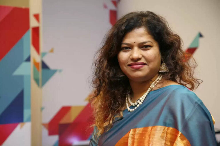 Read About Harshini Kanhekar - India's first woman fire fighter