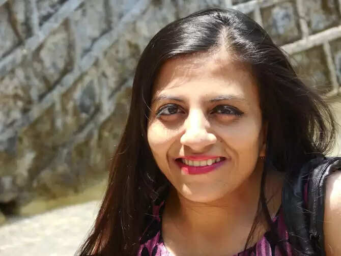 IAS Ira Singhal Age, Husband, UPSC Marksheet, Disability In 2023