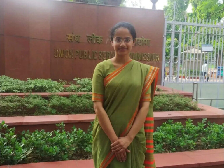 IAS Jagriti Awasthi UPSC Marksheet, Rank, Age, Family, Biography, in 2023