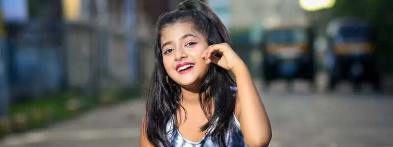 Rashi Shinde Age, Biography, Photos, Net Worth, Height