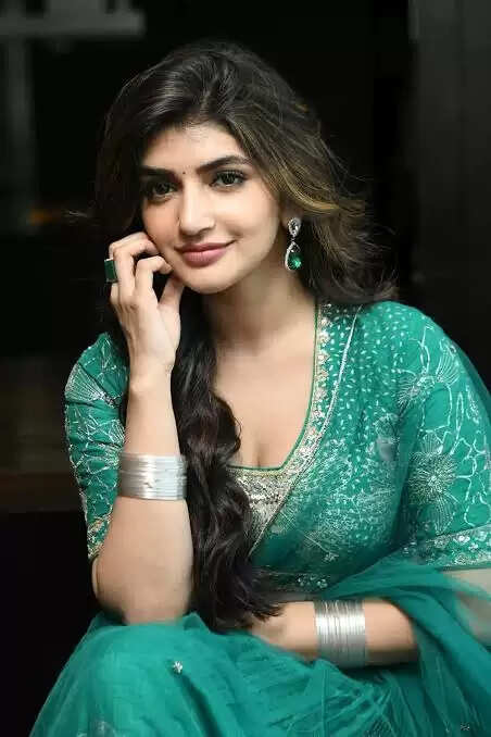 Sreeleela Age, Father, Biography, Wiki, Family, Boyfriend, Net Worth In 2023