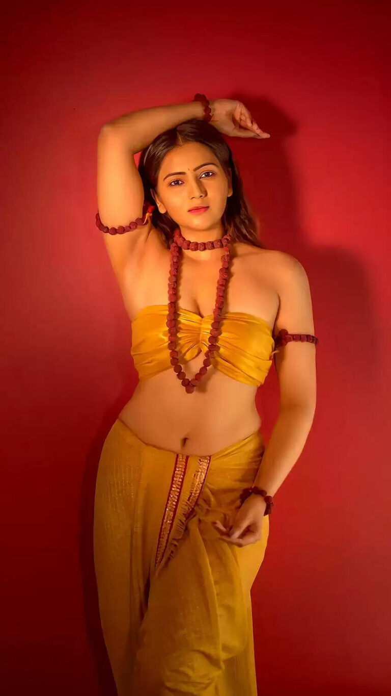 Pranjal Dahiya Age, Height, Biography, Net Worth, Husband In 2023