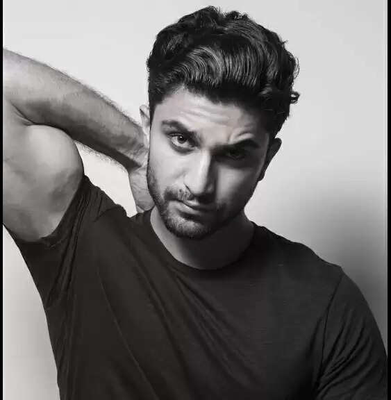 Ahad Raza Mir Age, Biography, Height, Family, Net Worth In 2023