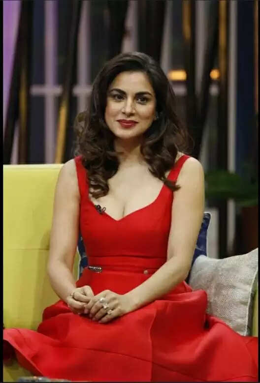 Shraddha Arya Age, Height, Biography, Boyfriend, Wiki, Weight In 2023
