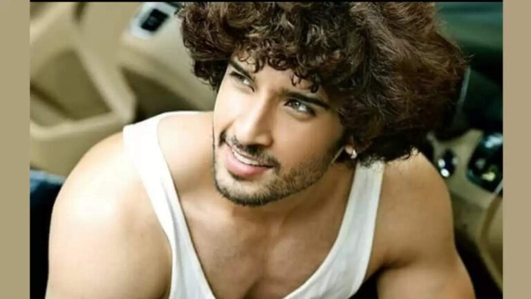 Gautam Vig Net Worth, Age, Height, Biography In 2023