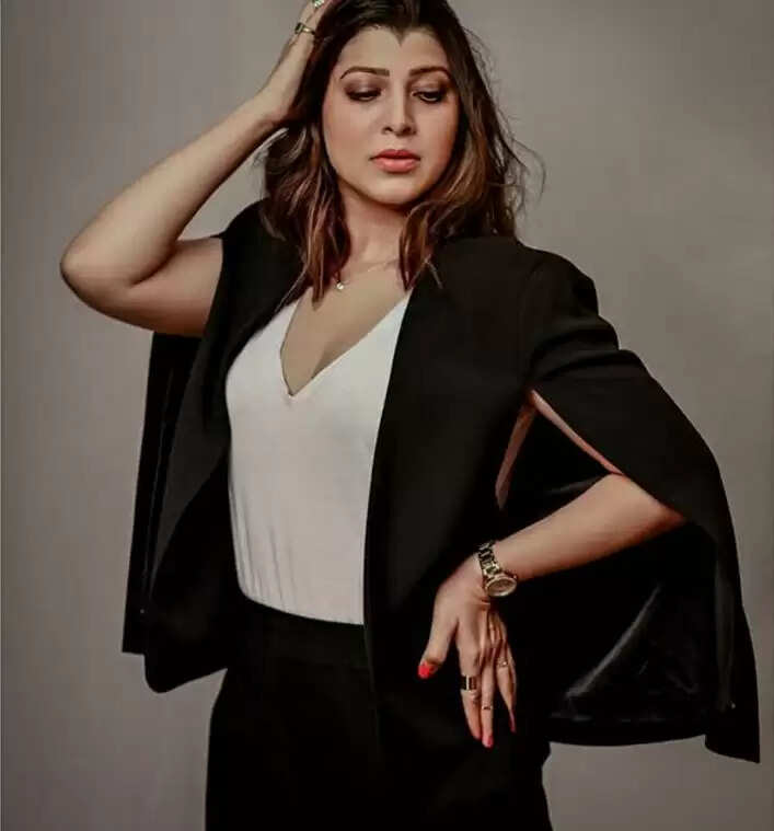 Tejaswini Pandit Age, Husband, Family, Biography In 2023