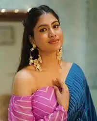 Yashi Tank Age, Height, Birthday, Boyfriend, Salary, Net Worth