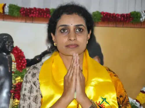 Nandamuri Suhasini Biography, Wiki, Age, Height, Family