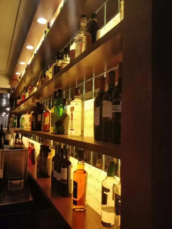 Top 10 Bars & Pubs In Pondicherry In 2023