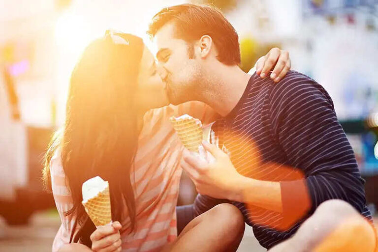 Top 10 Types Of Kisses & Their Meaning