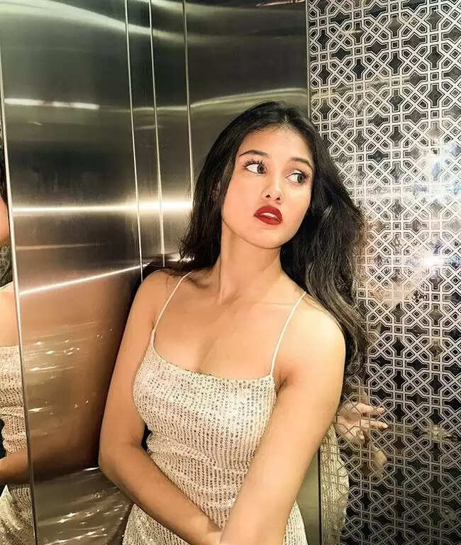 Aayushi Verma Age, wiki, Height, Affairs, Biography In 2023