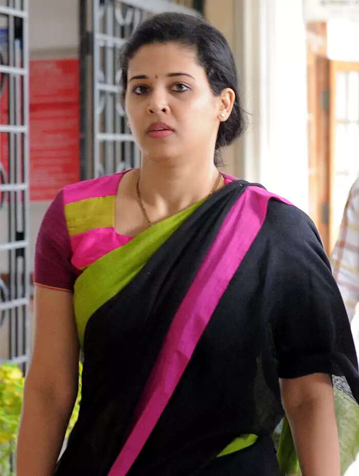 IAS Rohini Sindhuri Date Of Birth, Marriage, Husband, Family, Education