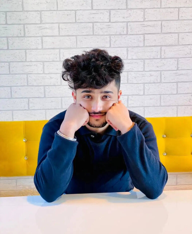 Ritik Mahajan Age, Height, Girlfriend, Biography, Net Worth In 2023