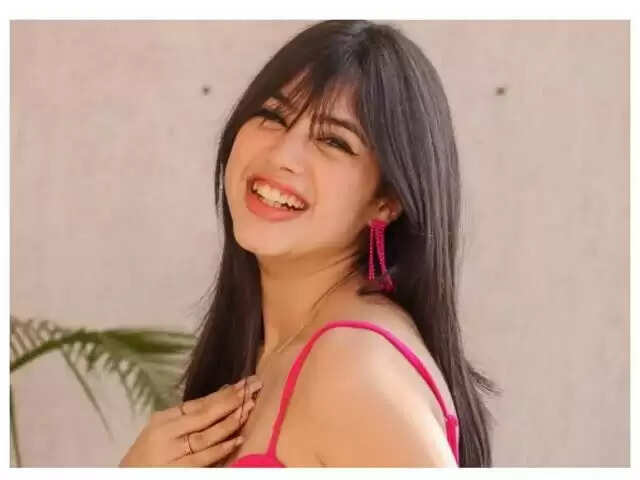 Riva Arora Age, Weight, Height, Date Of Birth, Father, Biography In 2023