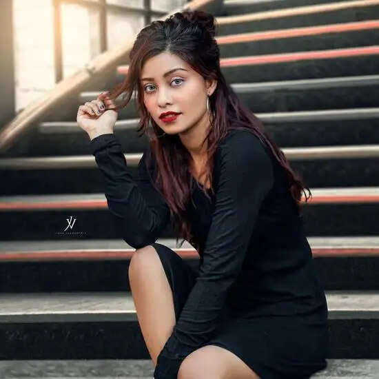 Riza Afreen Age, Height, Biography, Education