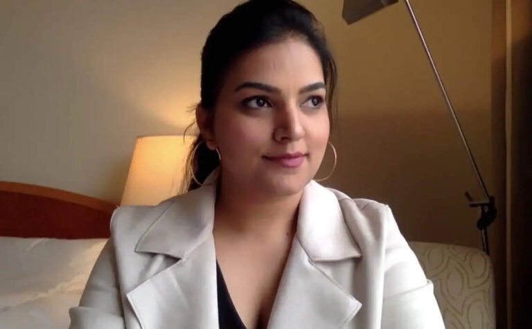 Snehil Mehra (BC Aunty) Age, Height, Biography, Husband, Children, Family