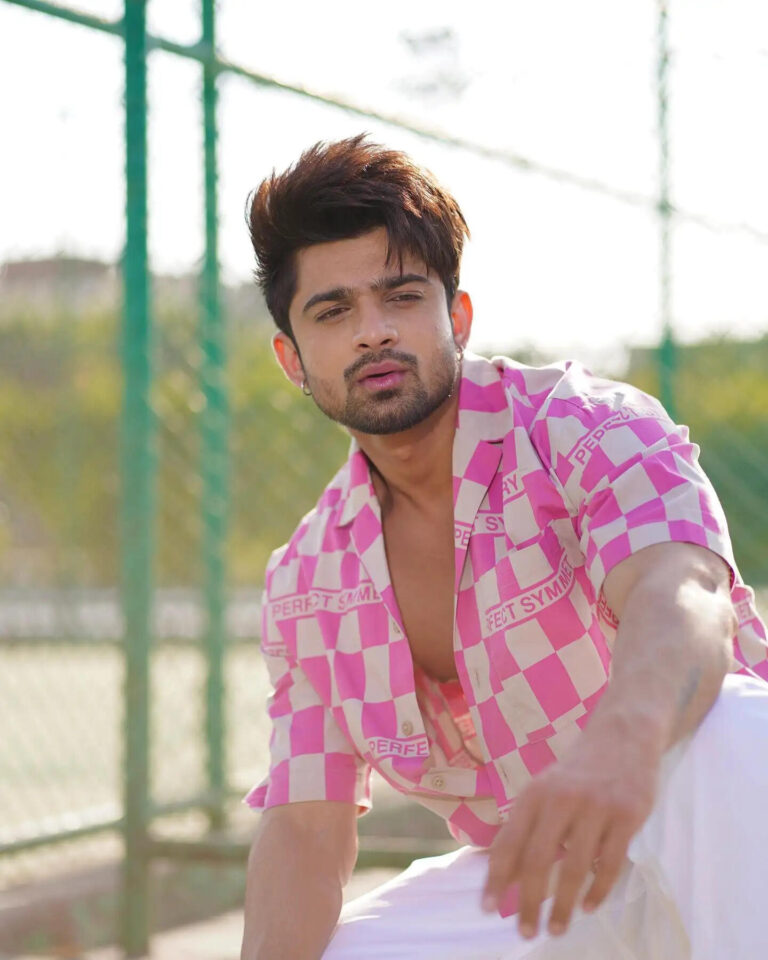 Bigg Boss Abhishek Kumar Age, Wiki, Height, Biography, Girlfriend