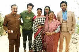 Mann Sundar (Dangal TV) Cast, Crew, Actors, Roles