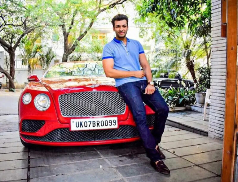 Aneesh Gupta Age, Height, Net Worth, Biography