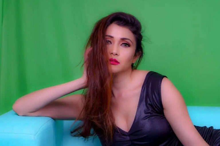 Ullu Web Series Actress Neeta Sharma Age, Height, Weight, Wiki