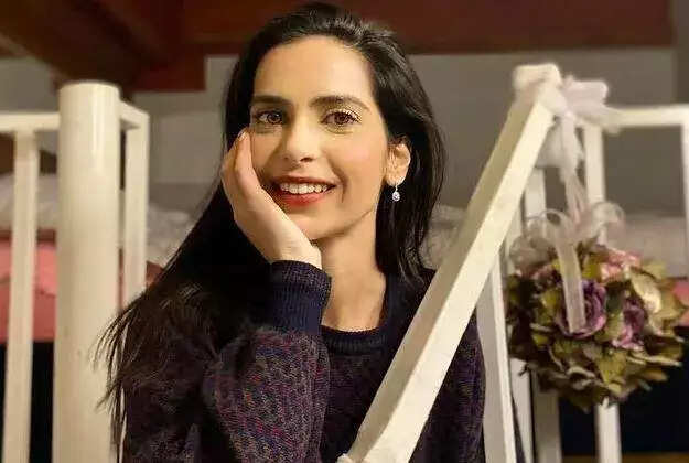 Poonam Naruka Biography/Wiki, Age, Height, Career, Photos