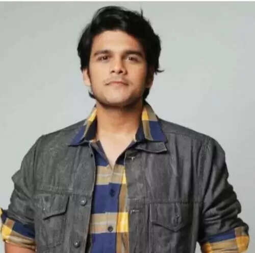 Bhavya Gandhi Body Statistics, Height, Weight, Age