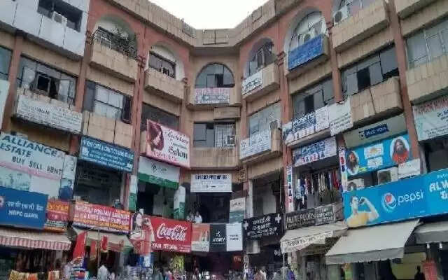 Top 5 Reason To Shop At Gurgaon’s Vyapar Kendra In 2024