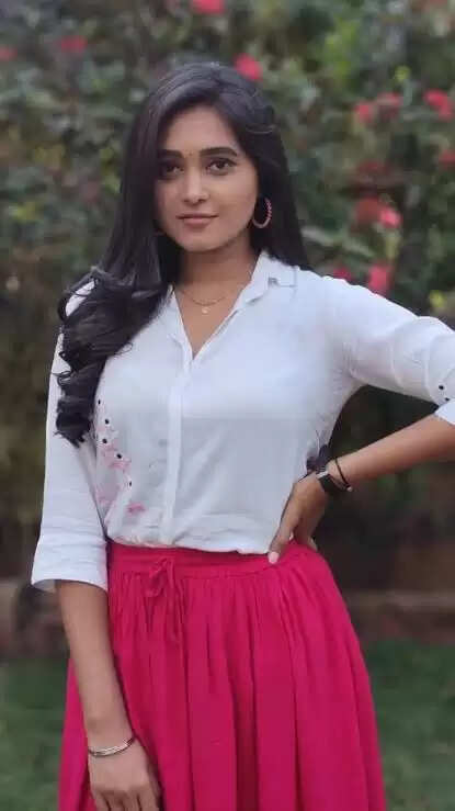 Amita Sadashiva Biography, Personal Life, Photos, Age, Height, Wikipedia