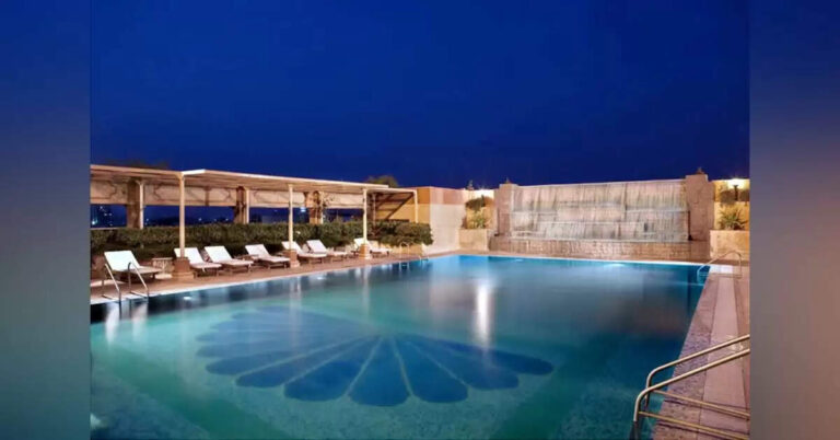 Top 5 Swimming Pool In Gurgaon