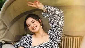 Sara Tendulkar Wikipedia, Education, Age, Born, Boyfriend, Instagram