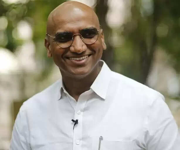 R.S Praveen Kumar IPS Age, Biography, Caste, Family, Wife