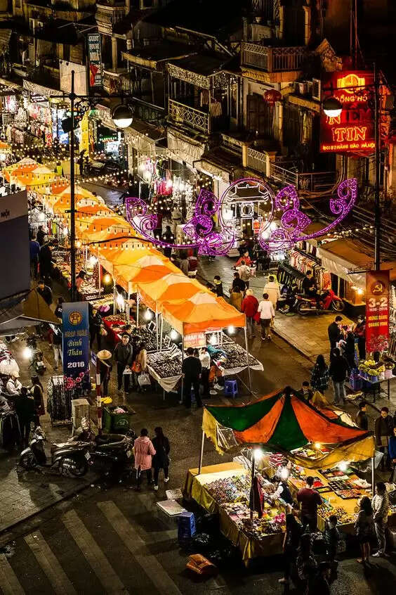 Interesting About Lal Quarter Market The Hidden Gem Of East Delhi!