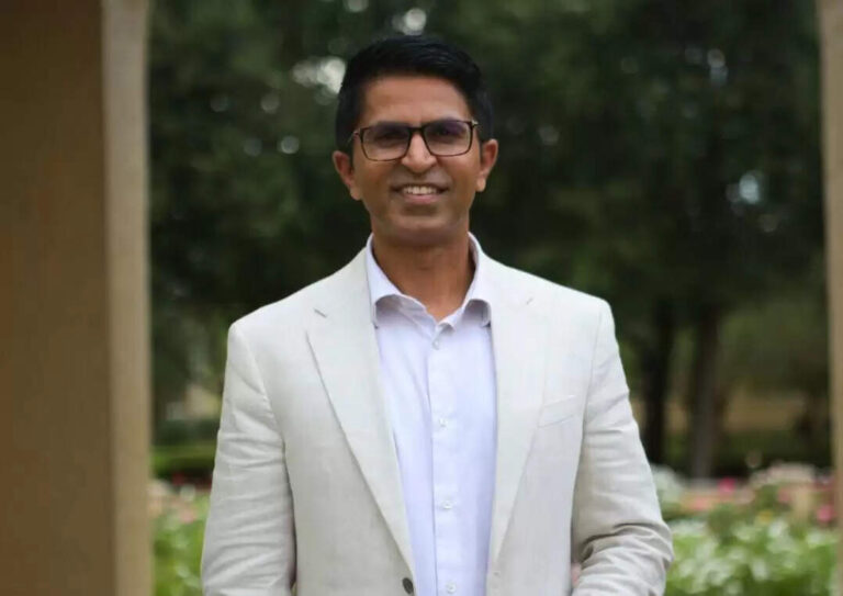 Dev Gadhvi Wikipedia, Age, Business, Wife, Biography