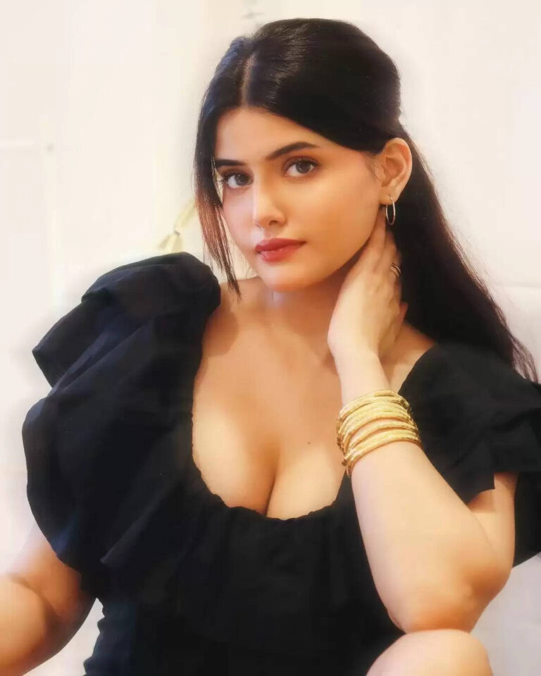 Anahita Bhooshan Age, Wiki, Family, Biography