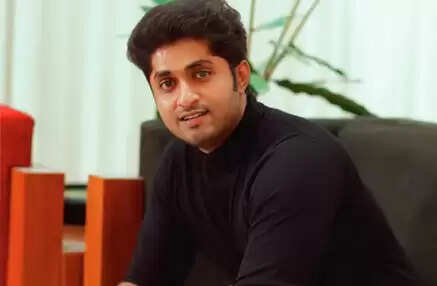 Dhyan Sreenivasan Age, Family, Movies, Wife, Biography
